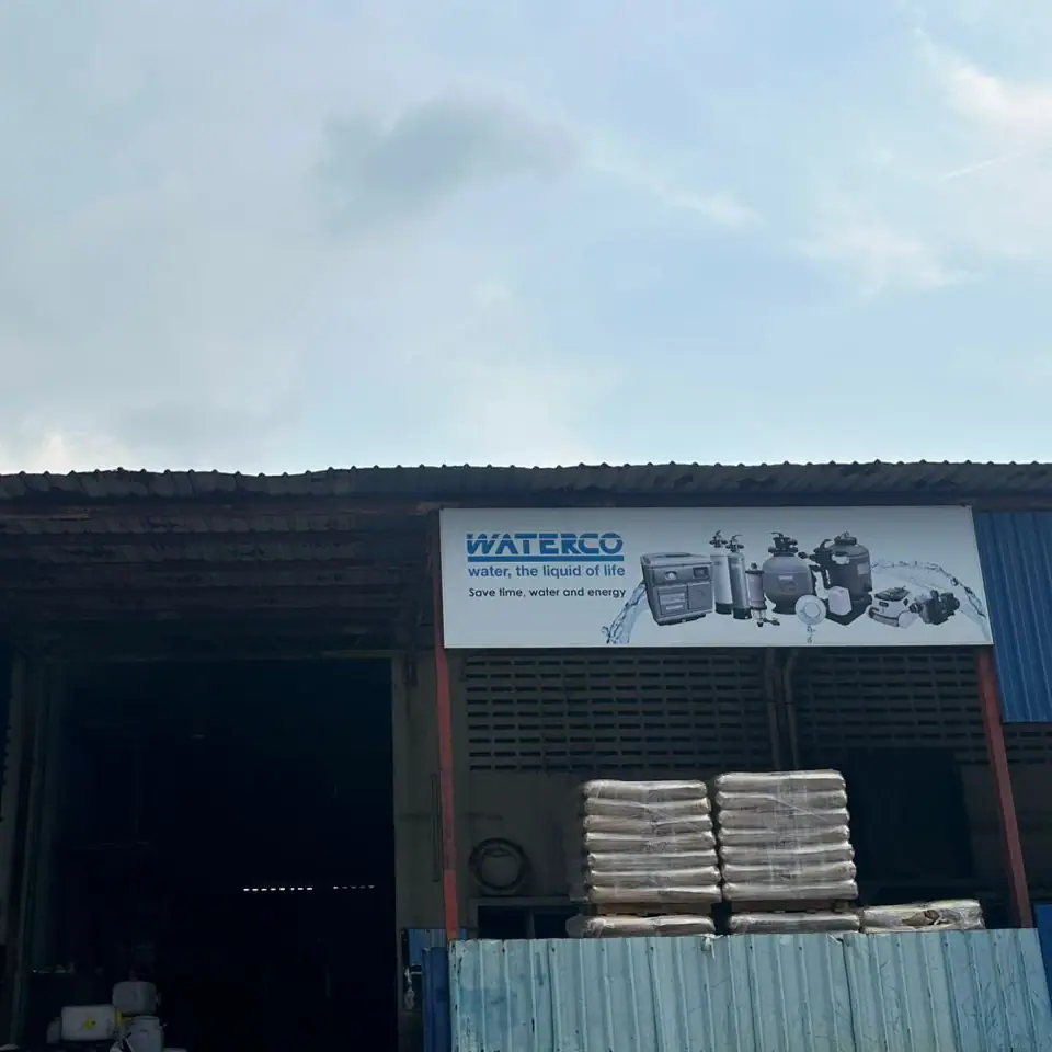 Hydroventure store front